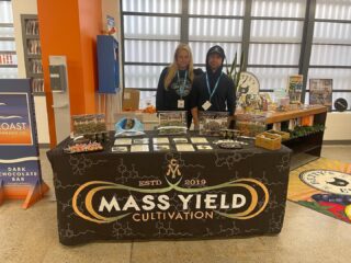 Stop down and visit us. Today 11-2 at redi in newton @tryredi @massyieldcultivation